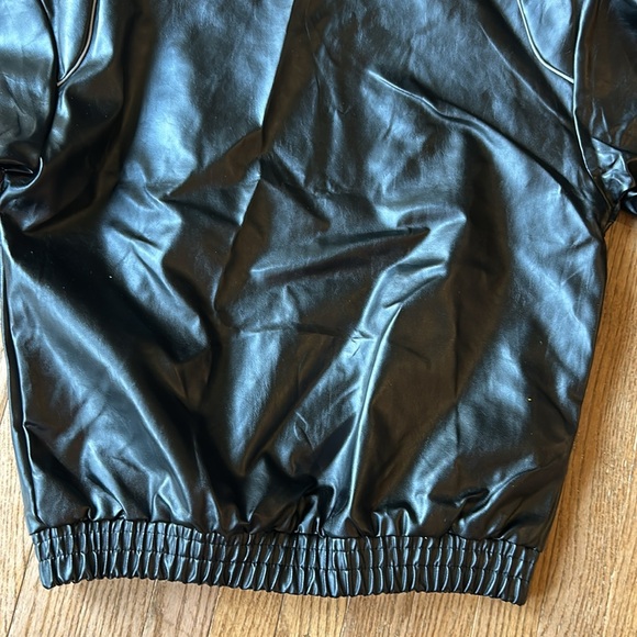 Black bomber jacket size medium! - Picture 8 of 9